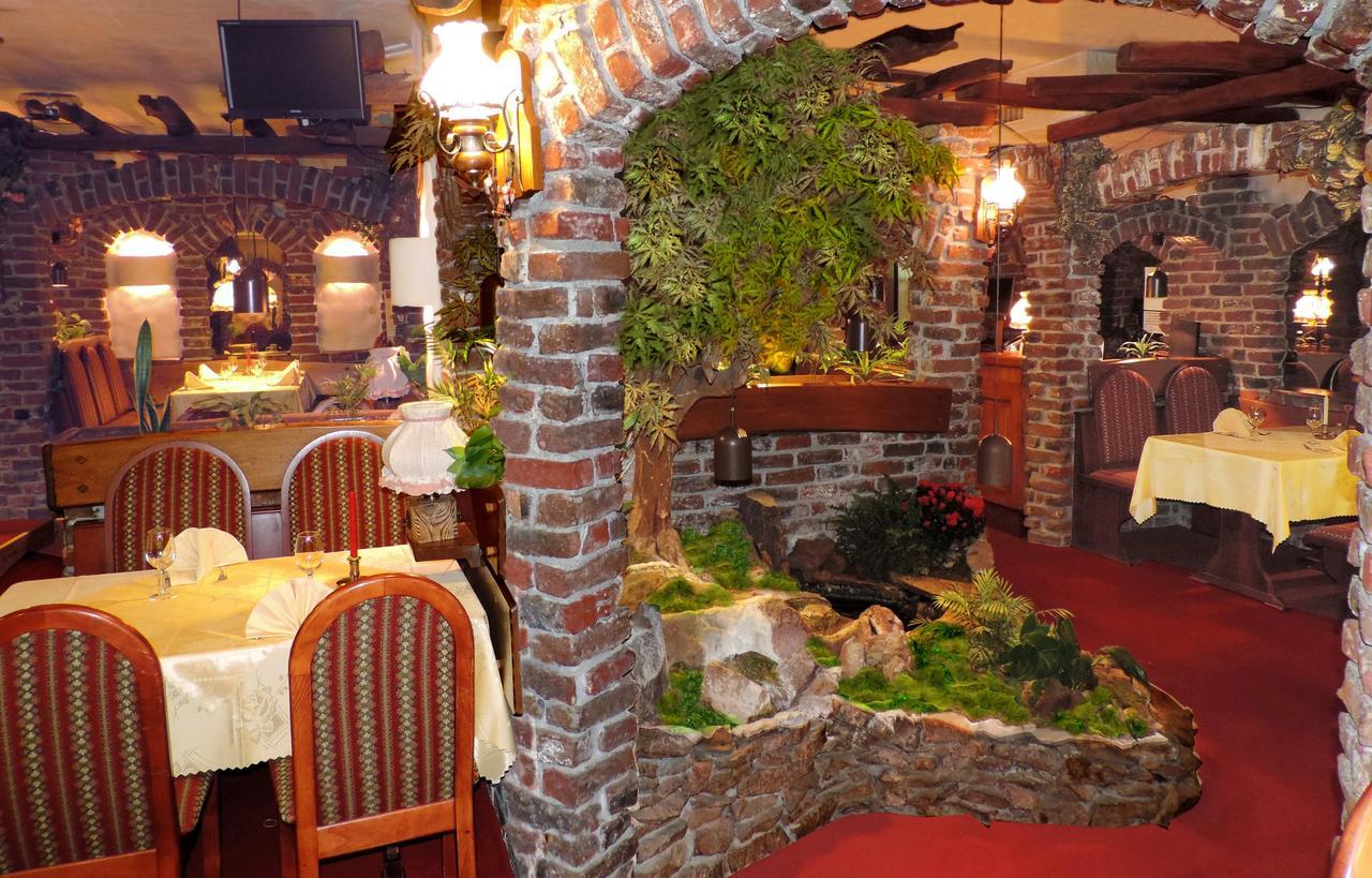 Hotel Restaurant Cristal Wintzenheim Kültér fotó