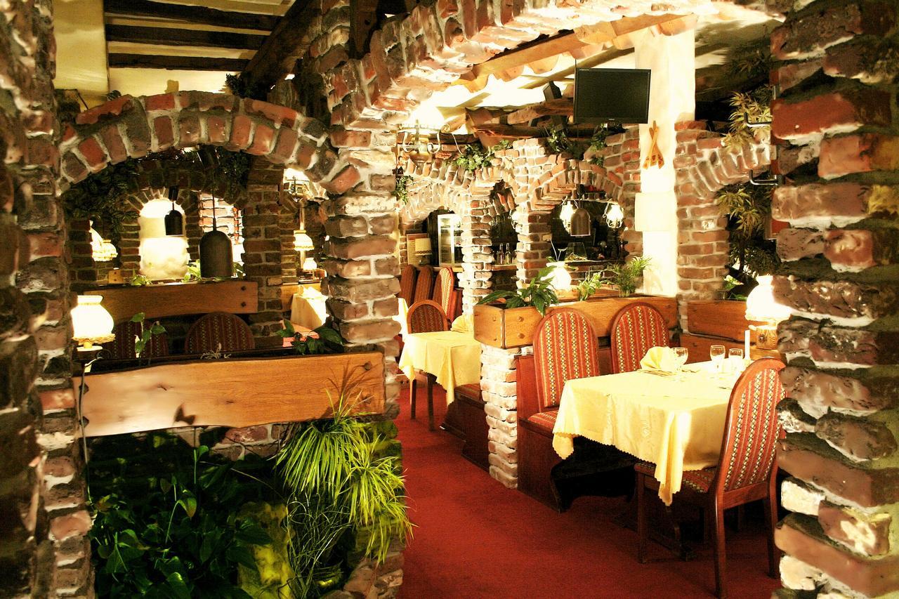Hotel Restaurant Cristal Wintzenheim Kültér fotó