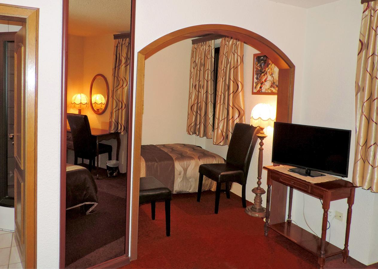 Hotel Restaurant Cristal Wintzenheim Kültér fotó